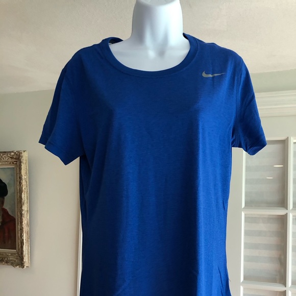 Nike Dri-fit T-shirt - Picture 1 of 7